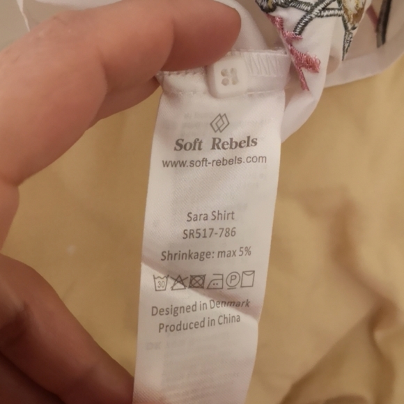 White Cotton blend tunic with embroidery - Picture 9 of 11